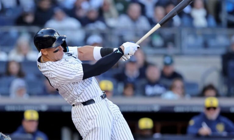 Milwaukee Brewers vs New York Yankees Match Player Stats